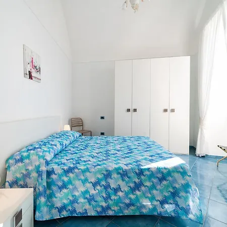 Blurose Amalfi